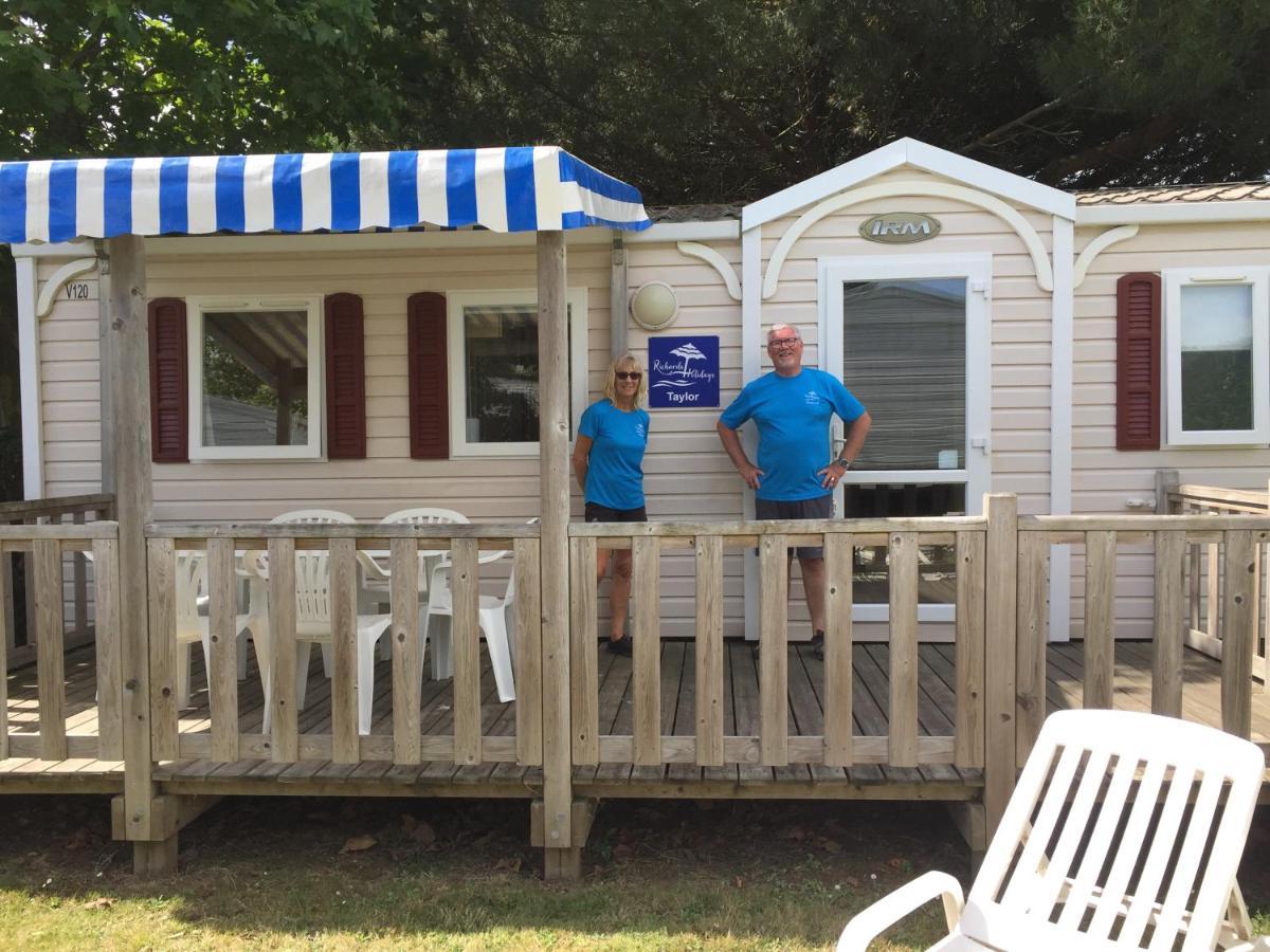Richards Holidays Jard-sur-Mer Exterior photo